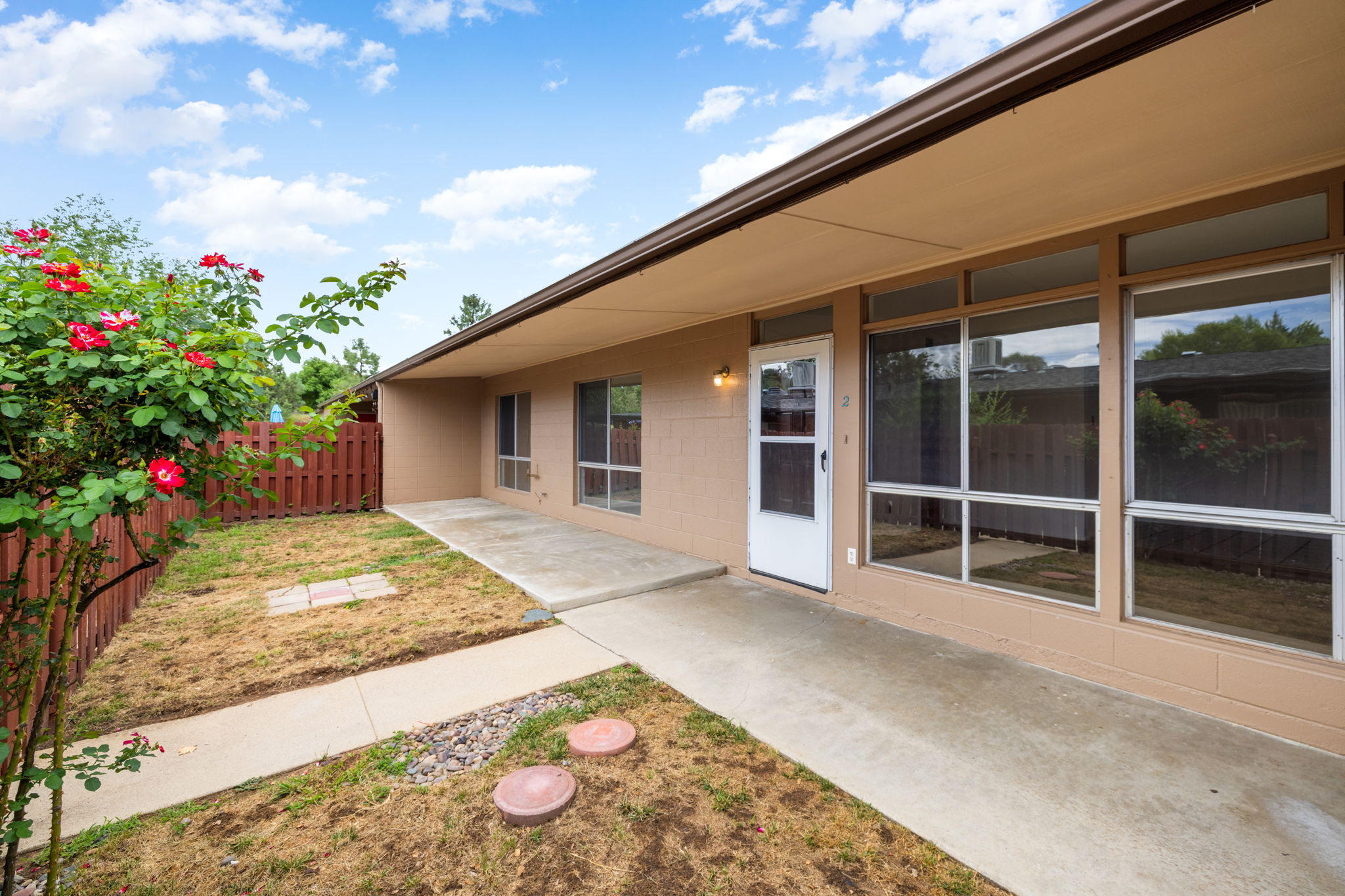 340 Country Club Circle - 2